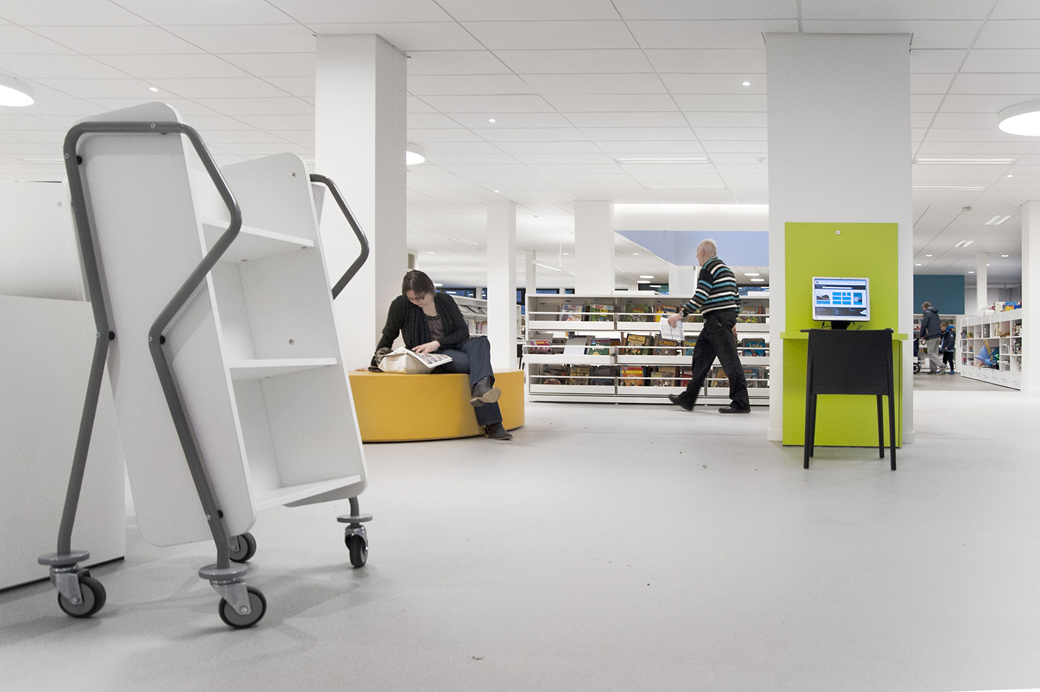 Crossrunner Mini Book Trolley