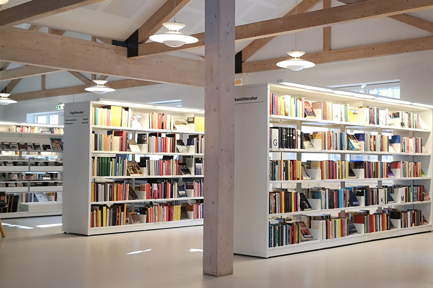 Shelving with lighting