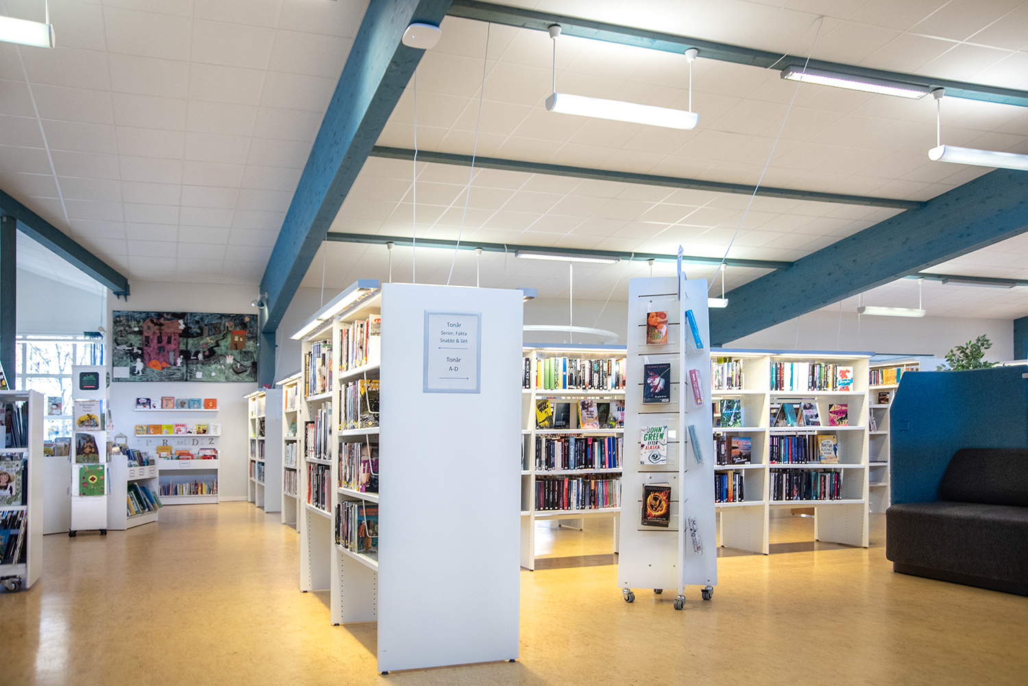 FSC certified Quattro Display Tower